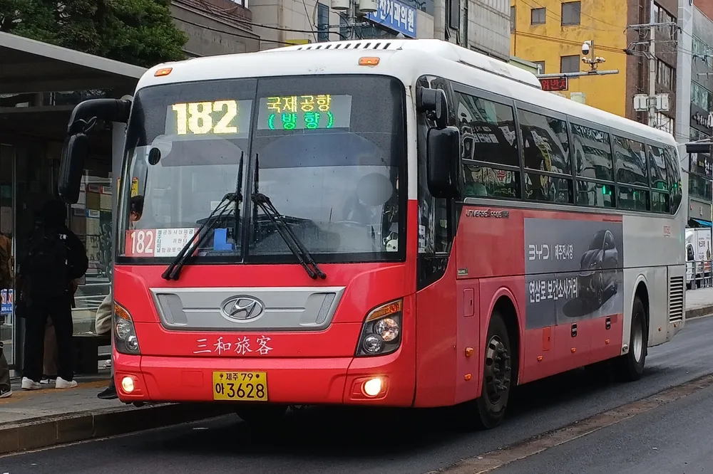 Jeju bus, Jeju Public transporation, jeju red bus, Jeju express buss, Jeju 100 bus